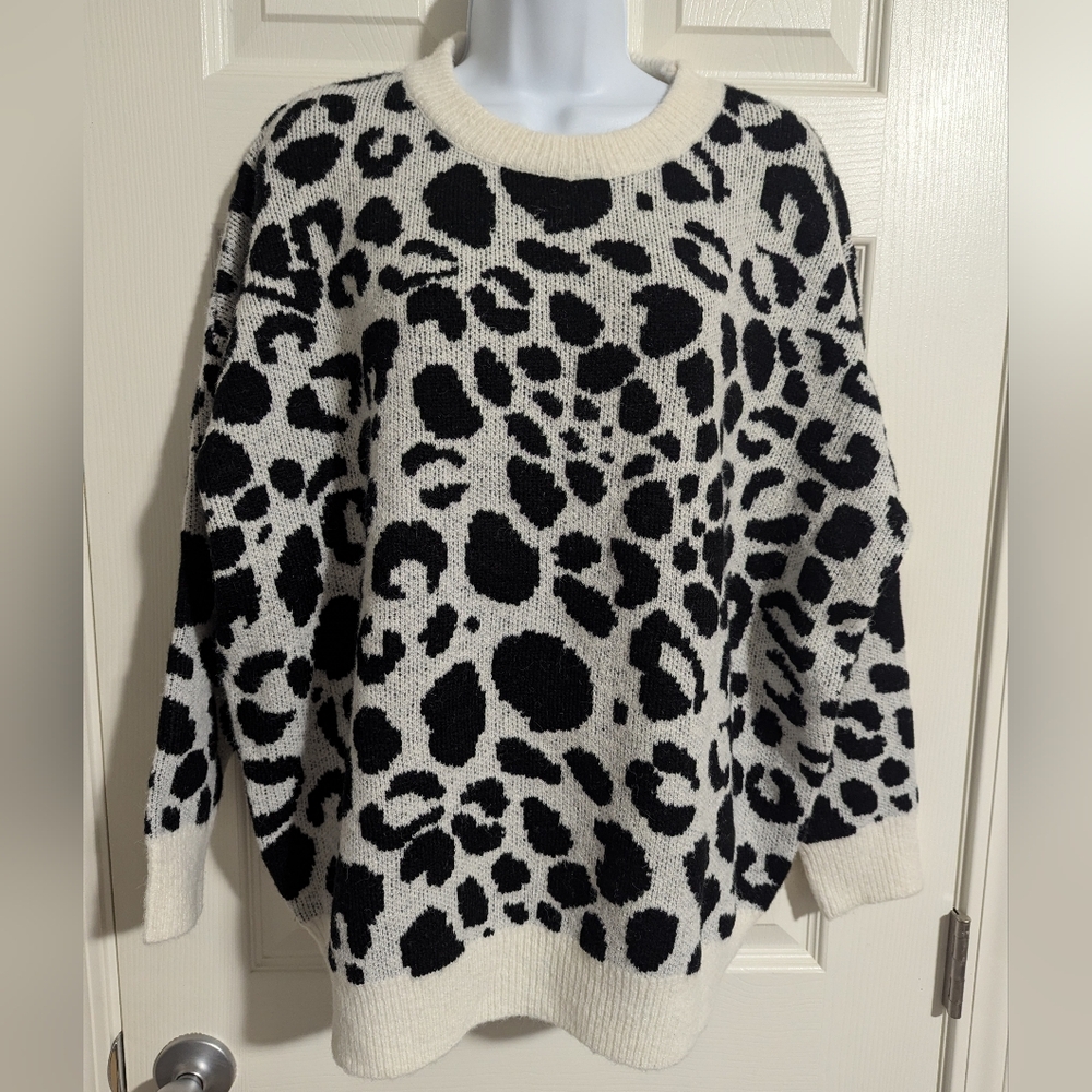 Neutral leopard print wool blend sweater